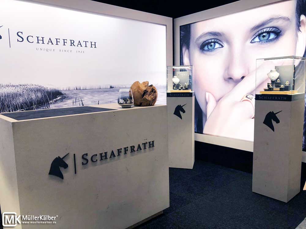 CI-Vitrinen Schaffrath, Messestand innen